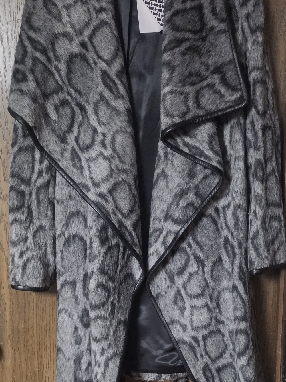 Diane Von Furstenberg Grey Leopard-Print Draped Cape Coat
